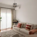 Διαμέρισμα Lisbon Riverside Retreat 2br In Αλμάδα