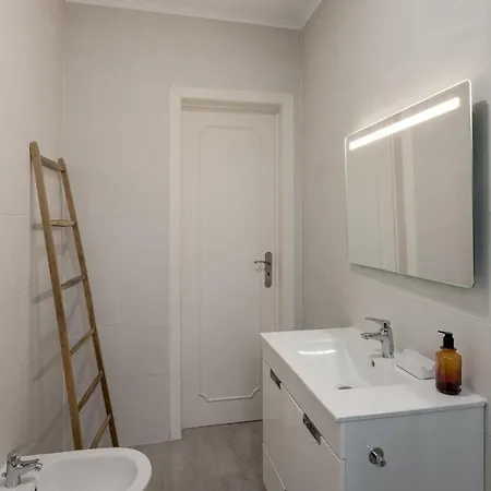 Lisbon Riverside Retreat 2br In