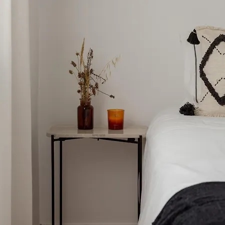 Διαμέρισμα Lisbon Riverside Retreat 2br In