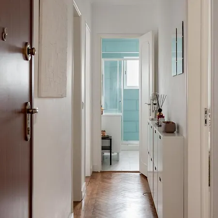 Lisbon Riverside Retreat 2br In *