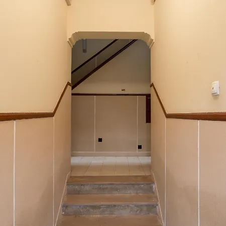 Lisbon Riverside Retreat 2br In אלמאדה