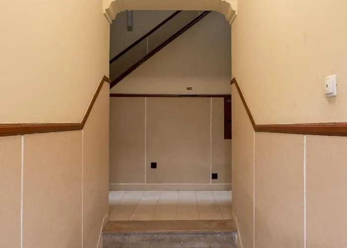 Lisbon Riverside Retreat 2br In Almada