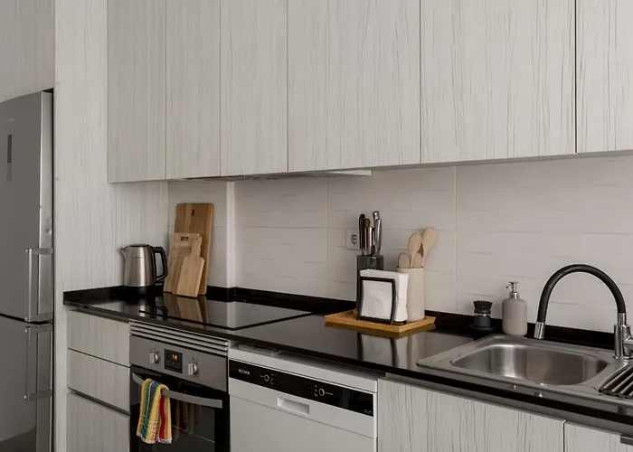דירה Lisbon Riverside Retreat 2br In